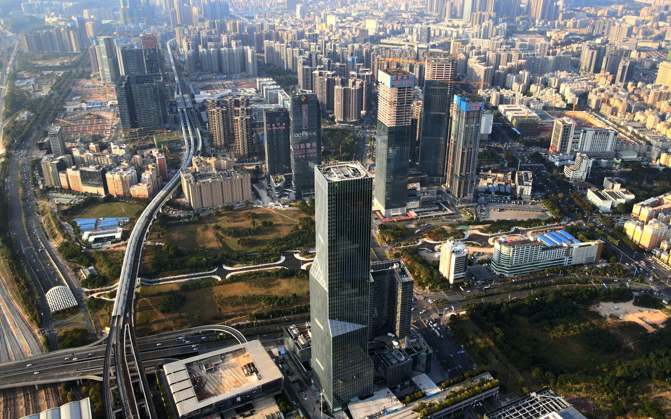 深圳龙华区：未来的繁荣之源，企业的梦想之都